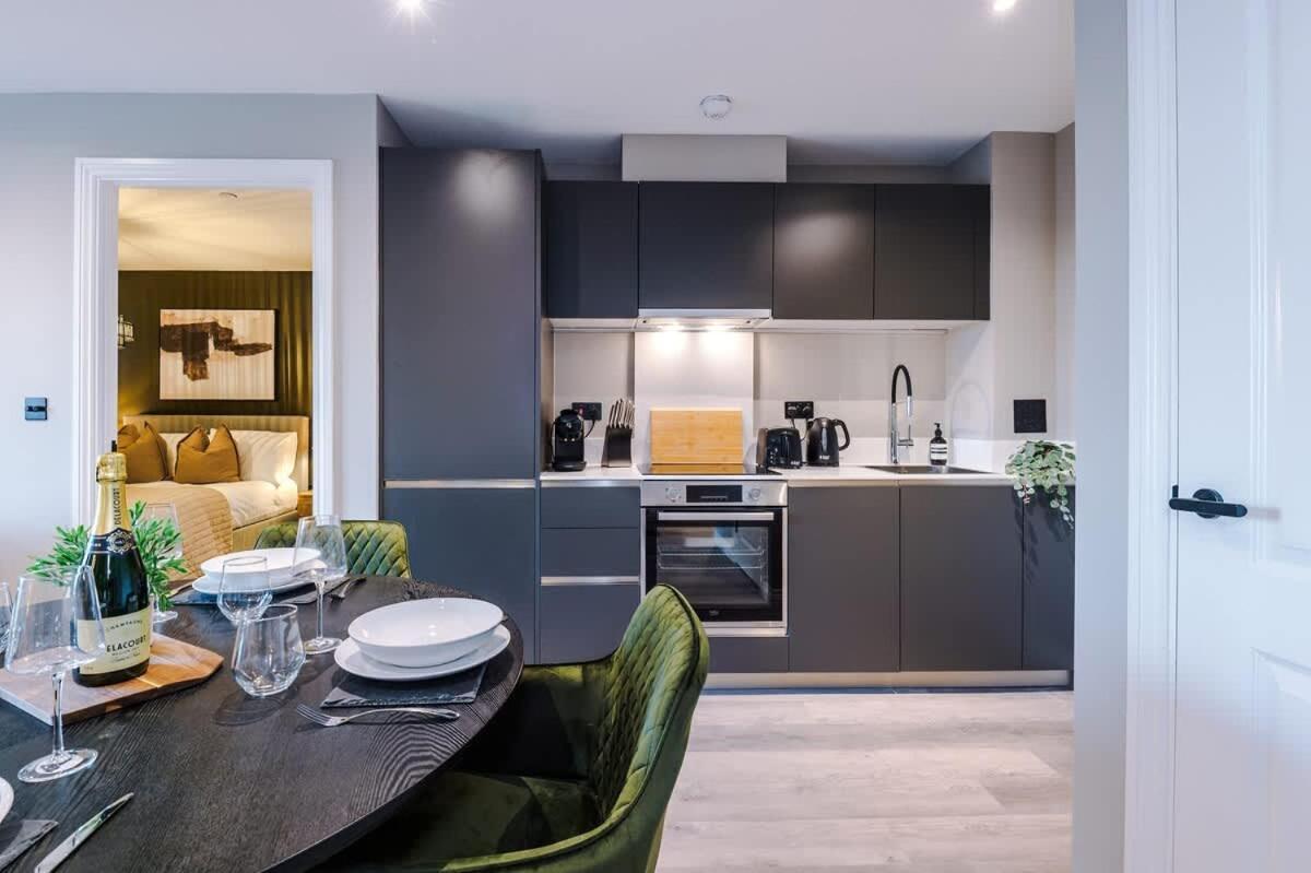 Leeds Centre - Luxury 2 Bed * Bradford (West Yorkshire)